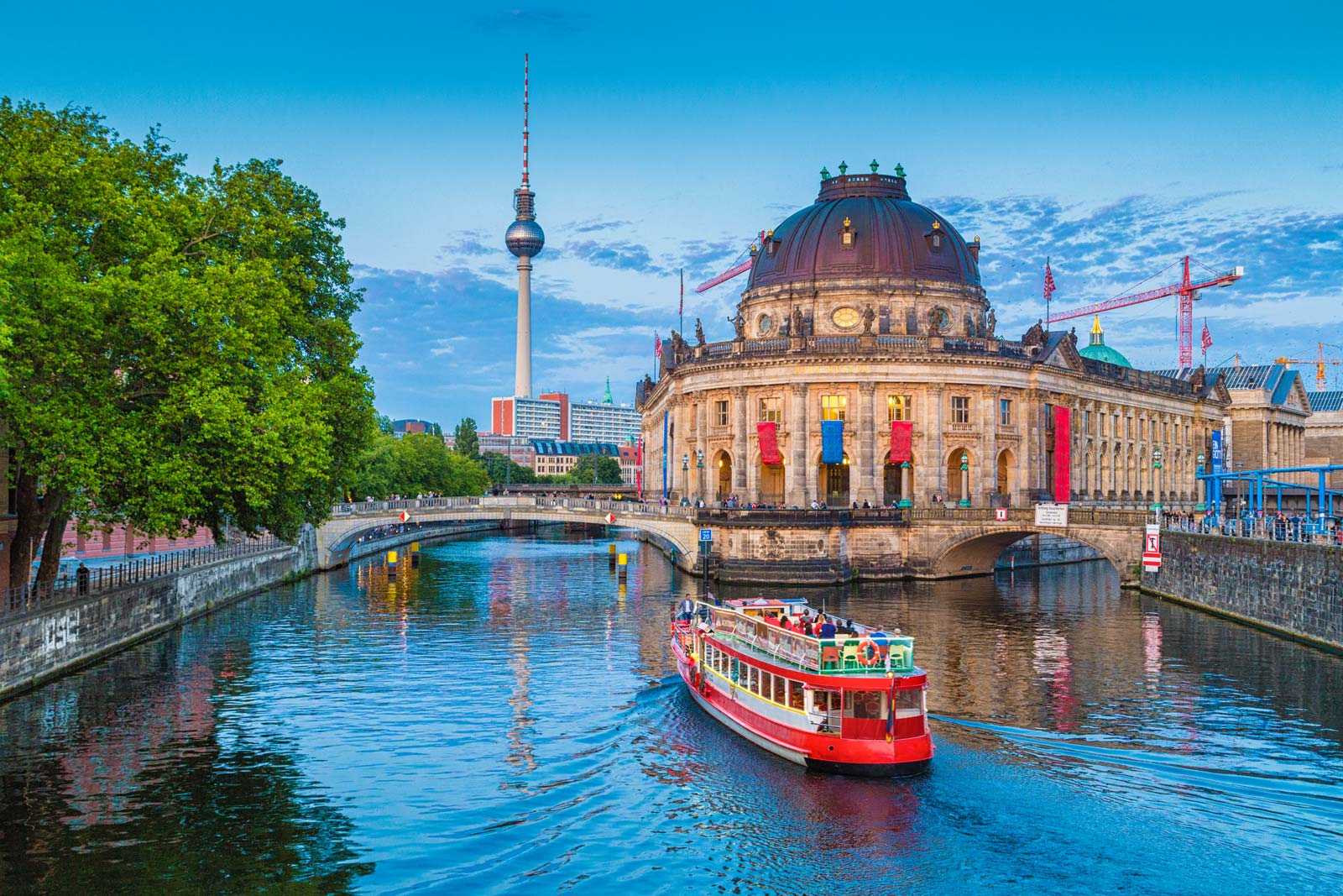 GoExplore - Exclusive Private Tours Europe - Custom Tailored VIP Tours